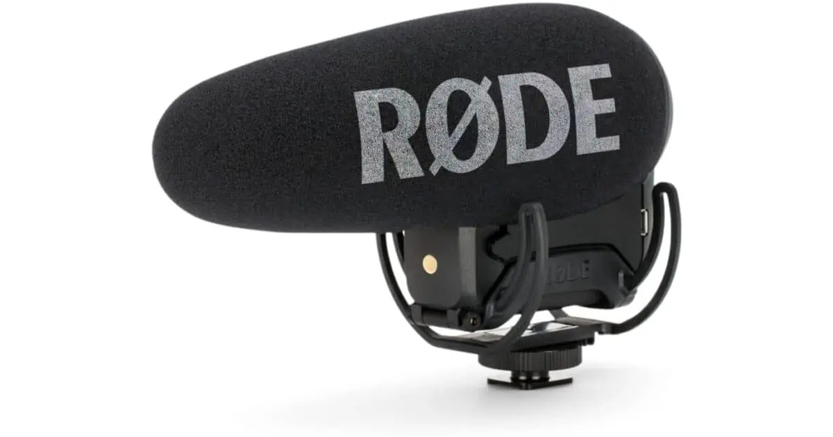 ميكروفون Rode VideoMic Pro+ img credits: Dennis @castos.com